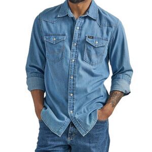 Wrangler Men's Iconic Preshrunk Denim Regular Fit X-Long Tails Snap Button Shirt